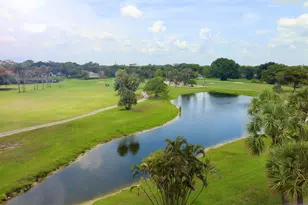 3980 Oaks Clubhouse Dr, Pompano Beach, FL 33069 - Photo 15