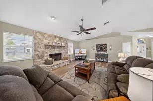 3601 Cottonwood Dr, Fort Pierce, FL 34981 - Photo 15
