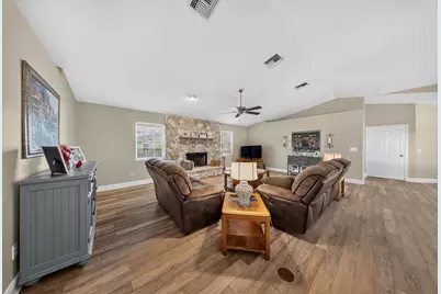 3601 Cottonwood Drive, Fort Pierce, FL 34981 - Photo 9
