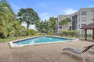 1811 Sabal Palm Dr, Davie, FL 33324 - Photo 47