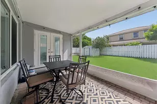 4176 Torres Cir, West Palm Beach, FL 33409 - Photo 19
