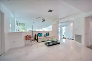 28 Pelican Dr, Fort Lauderdale, FL 33301 - Photo 7