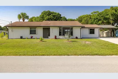 2714 Rhode Island Avenue, Fort Pierce, FL 34947 - Photo 1