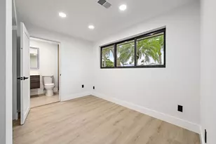 360 Saturn Ave, Tequesta, FL 33469 - Photo 17