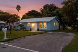 625 NW 14th St, Belle Glade, FL 33430 - Photo 1