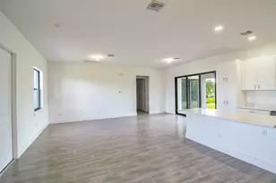 15633 Lakeland Cir, Port Charlotte, FL 33981 - Photo 5
