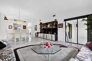 8179 Whispering Palm Dr, Boca Raton, FL 33496 - Photo 15