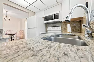 489 Tilford W, Deerfield Beach, FL 33442 - Photo 19