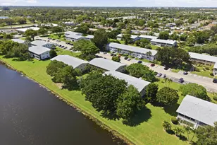 489 Tilford W, Deerfield Beach, FL 33442 - Photo 45