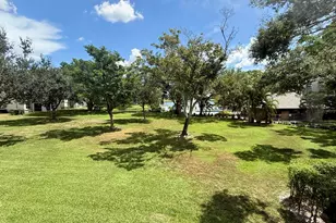 9480 Poinciana Pl, Davie, FL 33324 - Photo 13