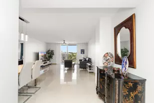 427 Golden Isles Dr, Hallandale Beach, FL 33009 - Photo 5