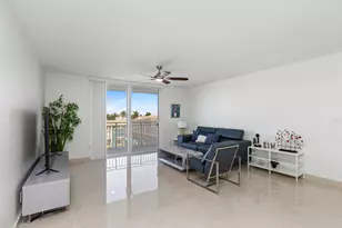 427 Golden Isles Dr, Hallandale Beach, FL 33009 - Photo 7