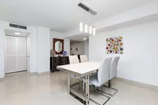 427 Golden Isles Dr, Hallandale Beach, FL 33009 - Photo 11