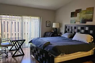 491 Springdale Cir, Palm Springs, FL 33461 - Photo 9