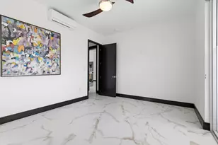 284 NE 7th St, Boca Raton, FL 33432 - Photo 21