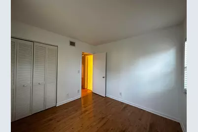 21904 Lake Forest Circle #106, Boca Raton, FL 33433 - Photo 11