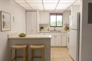 6900 SW 39th St, Davie, FL 33314 - Photo 9