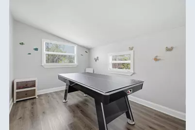 226 E Gateway Boulevard, Boynton Beach, FL 33435 - Photo 9