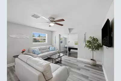 226 E Gateway Boulevard, Boynton Beach, FL 33435 - Photo 21