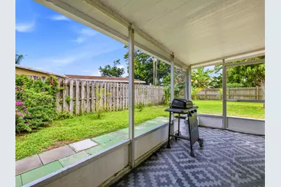 226 E Gateway Boulevard, Boynton Beach, FL 33435 - Photo 27