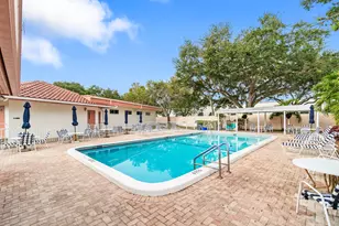 8350 E Club Rd, Boca Raton, FL 33433 - Photo 35
