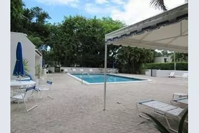 1723 Embassy Drive #103, West Palm Beach, FL 33401 - Photo 3