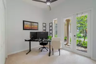 428 Cresta Cir, West Palm Beach, FL 33413 - Photo 15