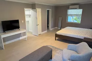220 Washingtonia Ave, Lauderdale by the Sea, FL 33308 - Photo 5