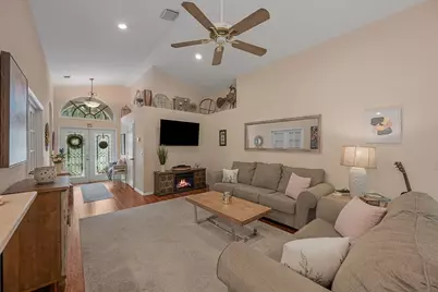15049 Oak Chase Court, Wellington, FL 33414 - Photo 3