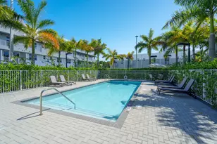 405 NE 35th Ct, Oakland Park, FL 33334 - Photo 9