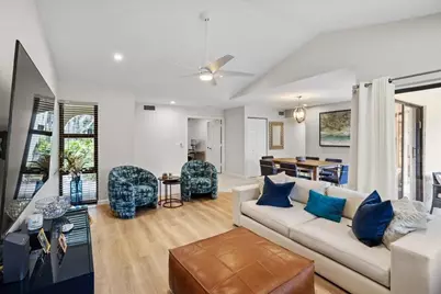 5670 Coach House Circle #B, Boca Raton, FL 33486 - Photo 3