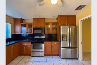 4567 NW 90th Avenue, Sunrise, FL 33351 - Photo 3
