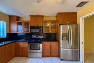 4567 NW 90th Ave, Sunrise, FL 33351 - Photo 3