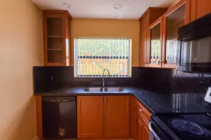 4567 NW 90th Ave, Sunrise, FL 33351 - Photo 5