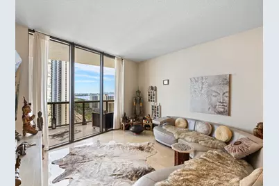 16275 Collins Avenue #2403, Sunny Isles Beach, FL 33160 - Photo 5