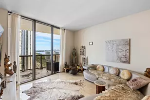 16275 Collins Ave, Sunny Isles Beach, FL 33160 - Photo 5