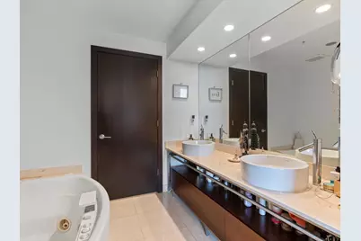 16275 Collins Avenue #2403, Sunny Isles Beach, FL 33160 - Photo 19