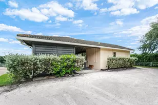 14539 Belmont Trce, Wellington, FL 33414 - Photo 5