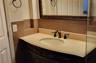780 NE 199th St, Miami, FL 33179 - Photo 11