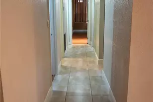 780 NE 199th St, Miami, FL 33179 - Photo 25