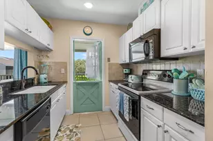 3209 S Lakeview Cir, Hutchinson Island, FL 34949 - Photo 11