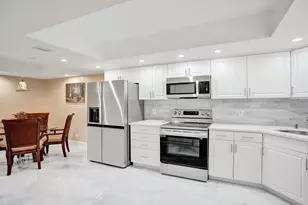 5951 Wellesley Park Dr, Boca Raton, FL 33433 - Photo 3