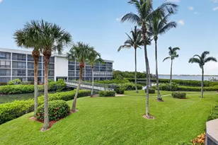 3792 NE Ocean Blvd, Jensen Beach, FL 34957 - Photo 19