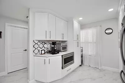 1629 Riverview Road #420, Deerfield Beach, FL 33441 - Photo 5