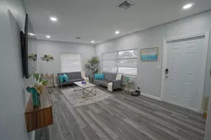 1102 Sunset Rd, West Palm Beach, FL 33401 - Photo 1