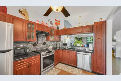 7618 Tahiti Lane #206, Lake Worth, FL 33467 - Photo 5