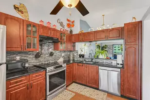 7618 Tahiti Ln, Lake Worth, FL 33467 - Photo 5