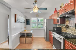 7618 Tahiti Ln, Lake Worth, FL 33467 - Photo 9