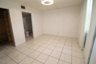 1040 NW 80th Avenue #203, Margate, FL 33063 - Photo 7