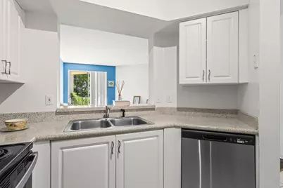 1957 Brandywine Road #207, West Palm Beach, FL 33409 - Photo 3